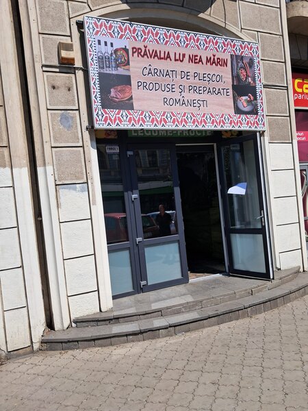 Regina Maria cu Libertatii spatiu comercial cu suprafata 22mp